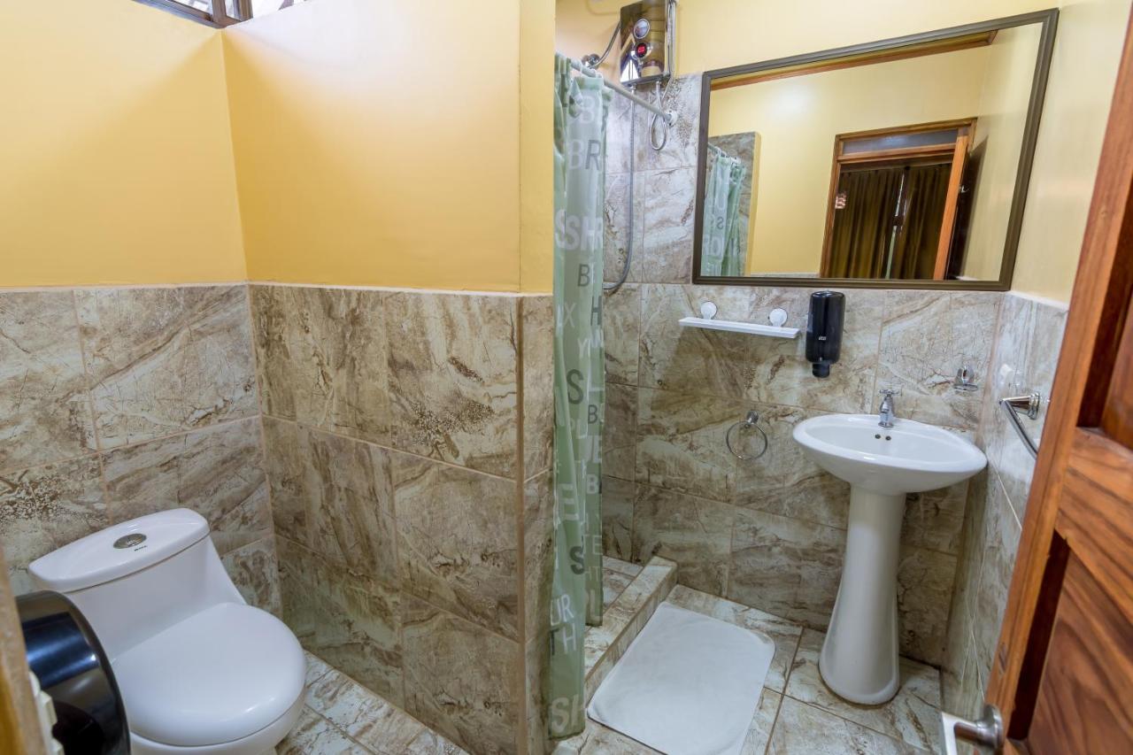 Sea Tower Hotel Puerto Viejo de Talamanca Екстериор снимка
